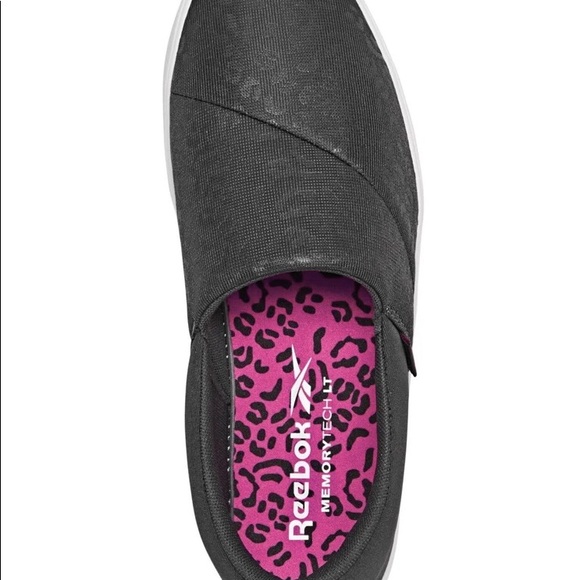 Reebok Slip Ons-like new perfect condition - Picture 4 of 5